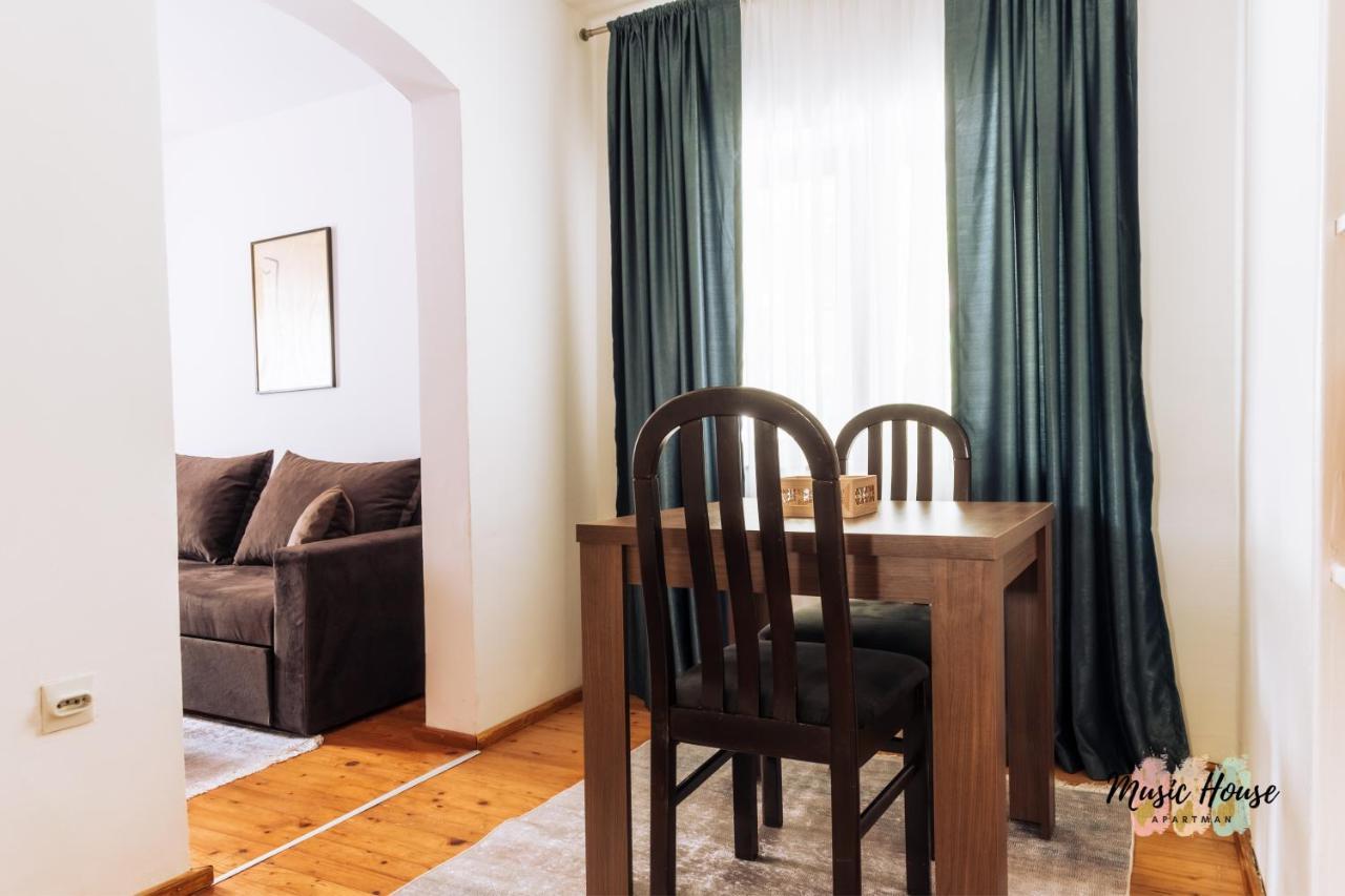 Music House Apartment Tuzla Exterior foto